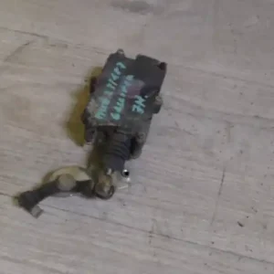 Azonnali szállítás HYUNDAI GALLOPER Jobb hátsó központi zár motor 2.5 d, 5 ajtós bontott alkatrész