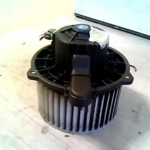 Nézd meg most HYUNDAI GETZ 05-09 Fűtőmotor klímás 3 ajtós bontott alkatrész
