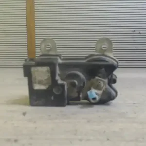 HYUNDAI H1 Központizár motorbal első bontott alkatrész Gyors szállítás