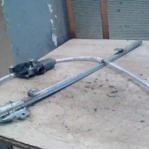 Újdonság IVECO Daily 2000-2006 35C13 Bal első ablakemelő szerkezet elektromos bontott alkatrész