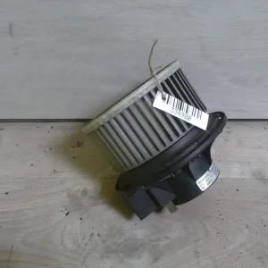 Biztonságos vásárlás JEEP Cherokee (KJ) 2001.05.01-2007.12.31 Fűtőmotor bontott alkatrész