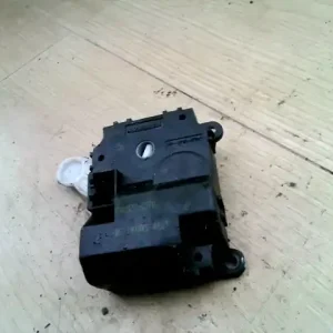 Különleges ajánlat KIA RIO 2000.04-2005.06 Fűtésszabályzó zsalu állító motor bontott alkatrész