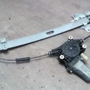 Alacsony ár KIA Rio 2005.06 - 2011.08 Jobb hátsó ablakemelő szerkezet elektromos 4 ajtós bontott alkatrész