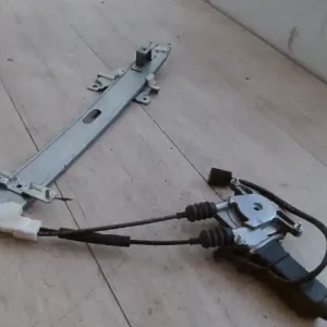 KIA SPORTAGE 1995.06-1998.03 Jobb hátsó ablakemelő szerkezet elektromos bontott alkatrész Azonnal elérhető