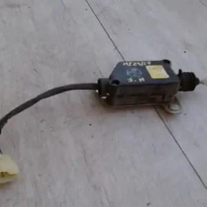 Ingyenes szállítás KIA SPORTAGE 1995.06-1998.03 Jobb hátsó központi zár motor bontott alkatrész