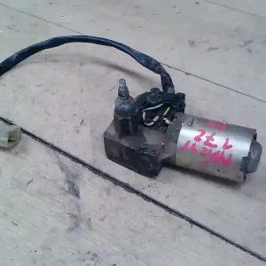 Végkiárusítás LADA 2104 Ablaktörlő motor hátsó bontott alkatrész