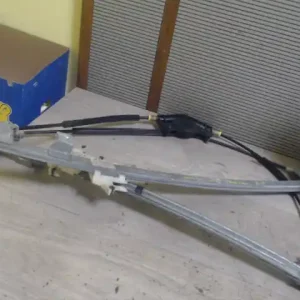 Vedd meg most LANCIA Phedra Bal első ablakemelő szerkezet elektromos bontott alkatrész