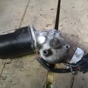 Exkluzív ajánlat LANDROVER FREELANDER 98-04 Ablaktörlő motor első bontott alkatrész