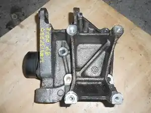 Exkluzív ajánlat LANDROVER FREELANDER Generátor tartó bak bontott alkatrész