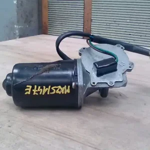 Biztonságos fizetés LANDROVER DISCOVERY I. 94-99 Ablaktörlő motor első bontott alkatrész