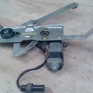 LANDROVER DISCOVERY I. 94-99 Jobb hátsó ablakemelő szerkezet elektromos bontott alkatrész Szezonális akció