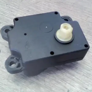 Vedd meg online LANDROVER FREELANDER 2006-2014 Fűtésszabályzó zsalu állító motor bontott alkatrész