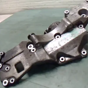 Biztonságos vásárlás LANDROVER FREELANDER 2006-2014 Generátor tartó bak bontott alkatrész