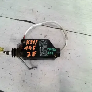 Nézd meg most MAZDA 121 90.12.01-96.02.28 Jobb első központi zár motor bontott alkatrész