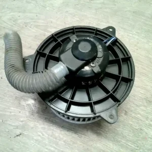 Különleges ajánlat MAZDA 323 98-01 Fűtőmotor bontott alkatrész