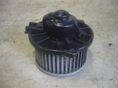 MAZDA 323 89.10-94.10 BG Fűtőmotor bontott alkatrész Biztonságos vásárlás