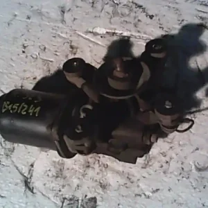 MAZDA 323 98-01 Ablaktörlő motor első bontott alkatrész Biztonságos vásárlás