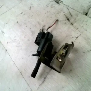 Népszerű MAZDA 323 98-01 Vákuum szelep bontott alkatrész