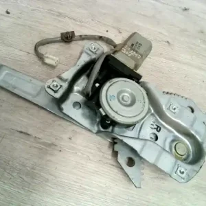 MAZDA 323 F Jobb hátsó ablakemelő szerkezet elektromos bontott alkatrész Ingyenes szállítás