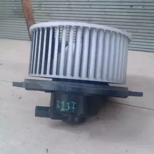 Ne maradj le MAZDA 323F 98-04 Fűtőmotor 1.5i bontott alkatrész