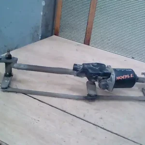 Kihagyhatatlan ajánlat MAZDA 6 02-05 Ablaktörlő mechanika motorral első bontott alkatrész