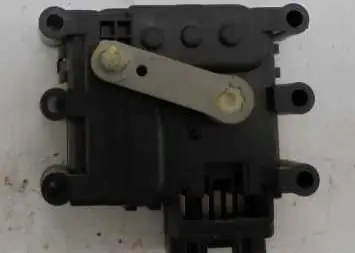 Biztonságos fizetés MAZDA 6 02-05 Fűtésszabályzó zsalu állító motor bontott alkatrész