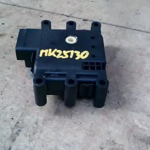 Szuper akció MAZDA 6 02-05 Fűtésszabályzó zsalu állító motor bontott alkatrész