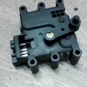 MAZDA 6 02-05 Fűtés állító motor kombi bontott alkatrész Népszerű