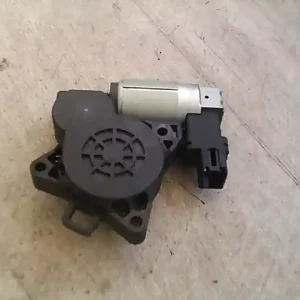 Korlátozott ajánlat MAZDA 6 02-05 Jobb hátsó ablakemelő motor bontott alkatrész