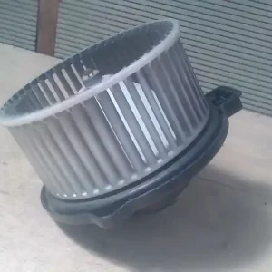 Szezonális akció MAZDA 6 02-05 Fűtőmotor 2.0di bontott alkatrész