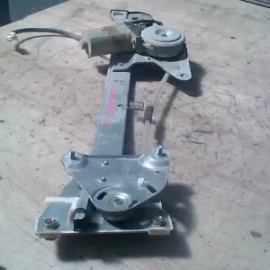 MAZDA 626 00.08-02.12 Jobb hátsó ablakemelő szerkezet elektromos kombi bontott alkatrész Ajánlat