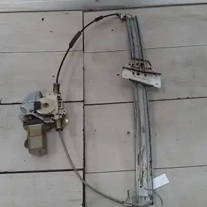 MAZDA MPV 99-05 Jobb első ablakemelő szerkezet elektromosbowdenes 5 ajtós bontott alkatrész Utolsó esély