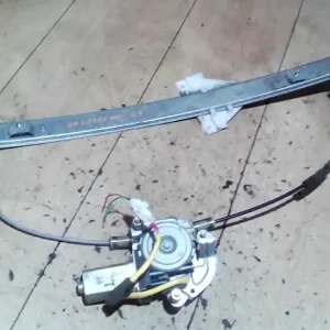 MAZDA MPV 99-05 Jobb első ablakemelő szerkezet elektromos bontott alkatrész Azonnal elérhető