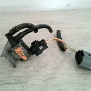 MAZDA DEMIO 98.08-00.05 Vákuum szelep 1.3i bontott alkatrész Expressz kézbesítés