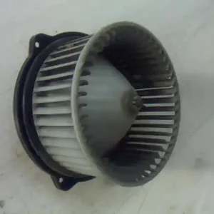 Olcsóbb MAZDA DEMIO 98.08-00.05 Fűtőmotor klímás bontott alkatrész