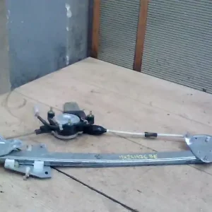 Vedd meg online MAZDA DEMIO 98.08-00.05 Jobb első ablakemelő szerkezet elektromos 5 ajtós bontott alkatrész