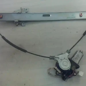 Vedd meg most MAZDA PREMACY 99.01-05.10 Bal első ablakemelő szerkezet elektromos bontott alkatrész