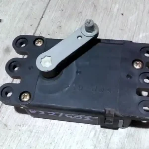 MAZDA PREMACY 99.01-05.10 Fűtésszabályzó zsalu állító motor bontott alkatrész Különleges ajánlat