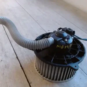 MAZDA PREMACY 99.01-05.10 Fűtőmotor bontott alkatrész Vedd meg online