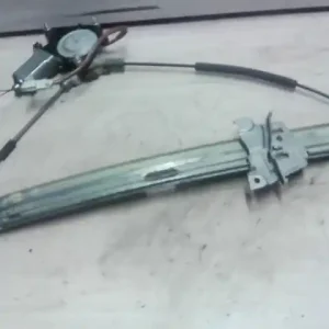 MAZDA PREMACY 99.01-05.10 Jobb első ablakemelő szerkezet elektromos bontott alkatrész Utolsó esély