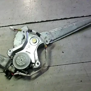 MAZDA PREMACY 99.01-05.10 Jobb hátsó ablakemelő szerkezet elektromos bontott alkatrész Prémium