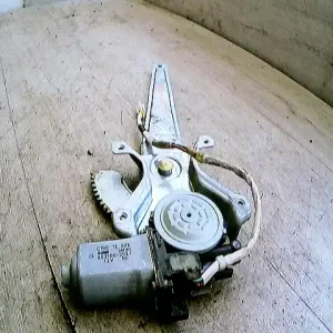 Kiárusítás MAZDA PREMACY 99.01-05.10 Jobb hátsó ablakemelő szerkezet elektromos bontott alkatrész