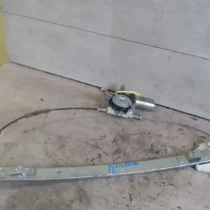 MAZDA MPV 99-05 Jobb első ablakemelő szerkezet elektromos 5 ajtós bontott alkatrész Utolsó esély