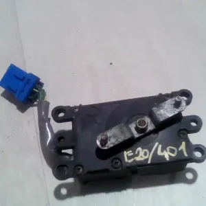 Biztonságos fizetés MAZDA XEDOS 6 92- Fűtésszabályzó zsalu állító motor bontott alkatrész