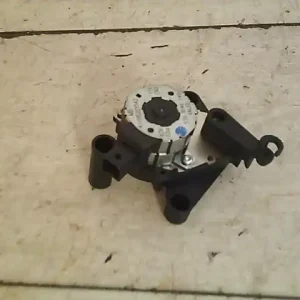 Csak ma MERCEDES A W168 1997.10.01-2001.04.30 Fűtésszabályzó zsalu állító motor bontott alkatrész