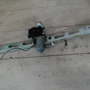 Utolsó esély MERCEDES A W168 1997.10.01-2001.04.30 Jobb első ablakemelő szerkezet elektromos bontott alkatrész