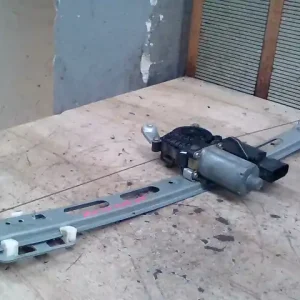 MERCEDES A W168 2001.05.01-2004.08.31 Bal első ablakemelő szerkezet elektromos bontott alkatrész Kihagyhatatlan ajánlat