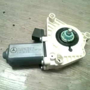 MERCEDES A W169 2004.09.01-2008.05.31 Bal hátsó ablakemelő motor bontott alkatrész Ne maradj le