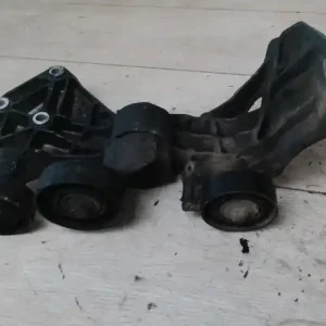 MERCEDES A170 Generátor tartó bak generátor és klímakompresszor tartó bontott alkatrész Vásárlói kedvenc