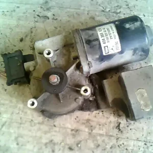 Árengedmény MERCEDES A160 Ablaktörlő motor első bontott alkatrész